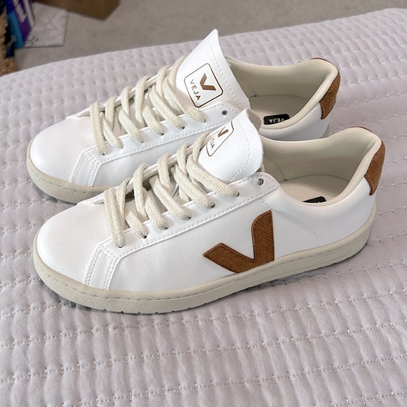 Veja Women's Cream and Brown Sneakers - Picture 7 of 11